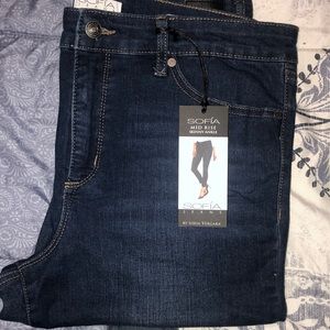 Sofia Vergara mid rise skinny  cropped ankle jeans size 14 NWT